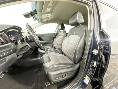 Used 2022 Kia Niro EX w/ Cold Weather Package image 20