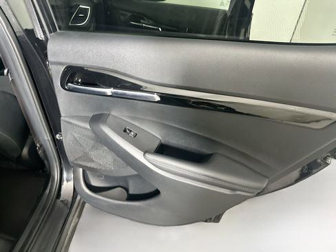 Used 2025 Kia Seltos S image 29