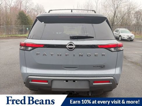 New 2026 Nissan Pathfinder Platinum image 6