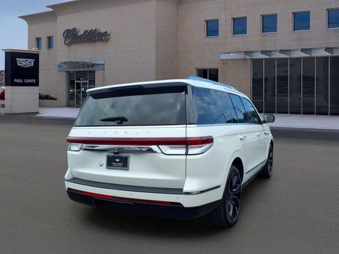 Used 2022 Lincoln Navigator Reserve AWD/4WD image 4