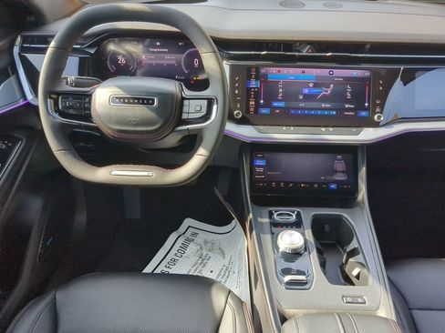 Used 2025 Jeep Wagoneer S Launch Edition image 43