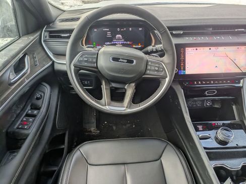 New 2026 Jeep Grand Cherokee Limited image 14