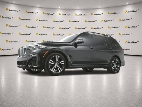 Used 2021 BMW X7 xDrive40i w/ M Sport Package AWD/4WD image 52