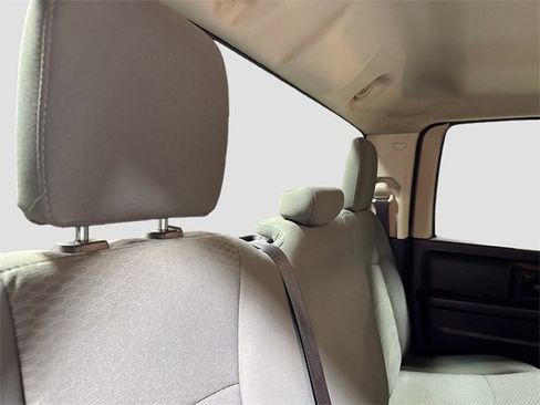 Used 2017 RAM 1500 Express image 22