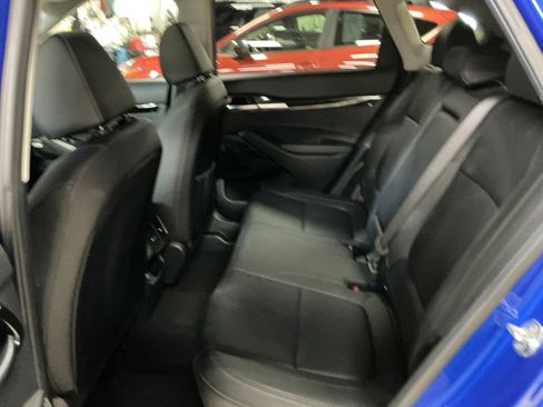 Used 2023 Kia Seltos SX w/ SX Sunroof Package AWD/4WD image 27