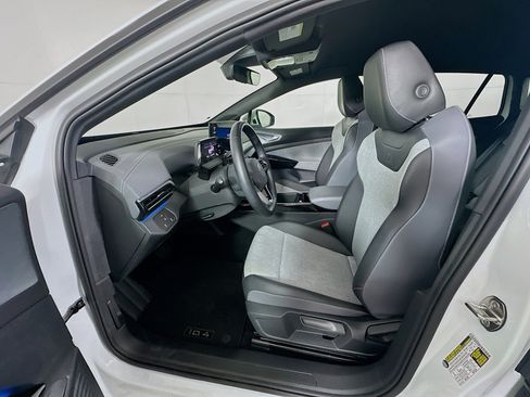 Used 2023 Volkswagen ID.4 2WD image 13