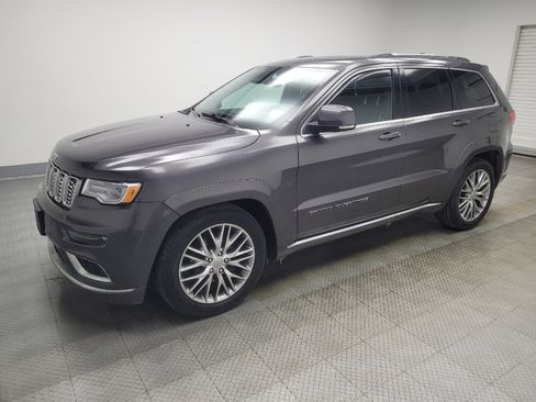 Used 2017 Jeep Grand Cherokee Summit w/ Platinum Series Group image 2