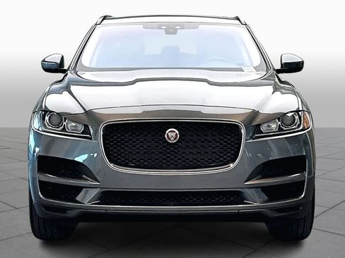 Used 2019 Jaguar F-PACE Premium image 6