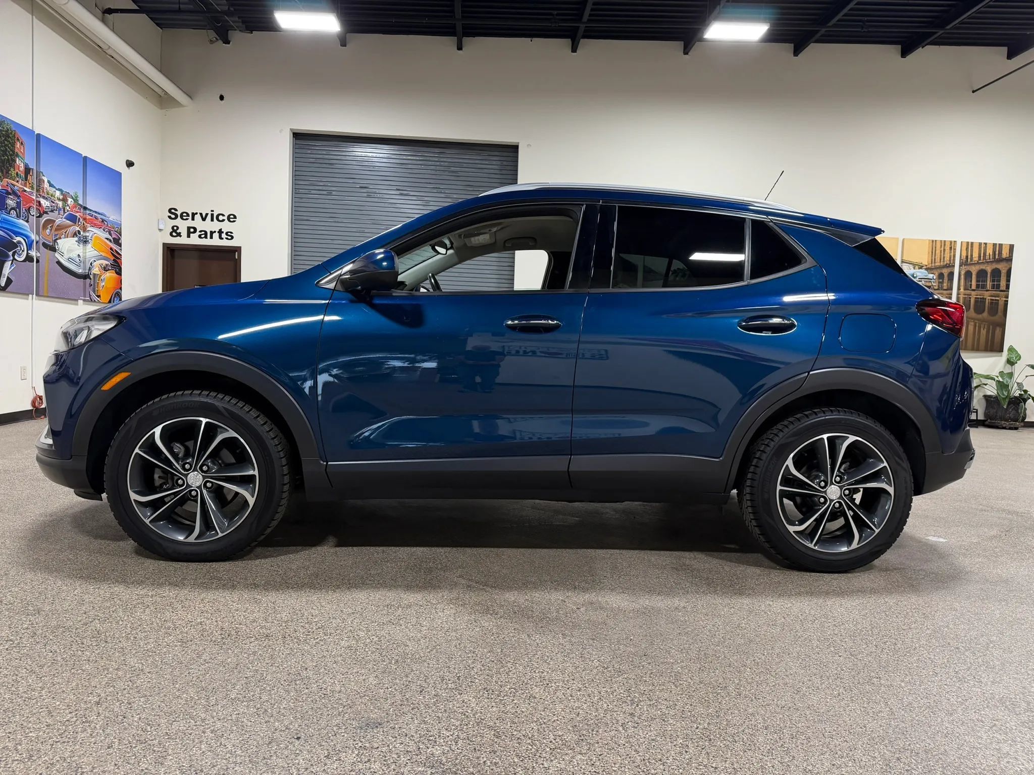 Used 2021 Buick Encore GX Essence AWD/4WD image 8