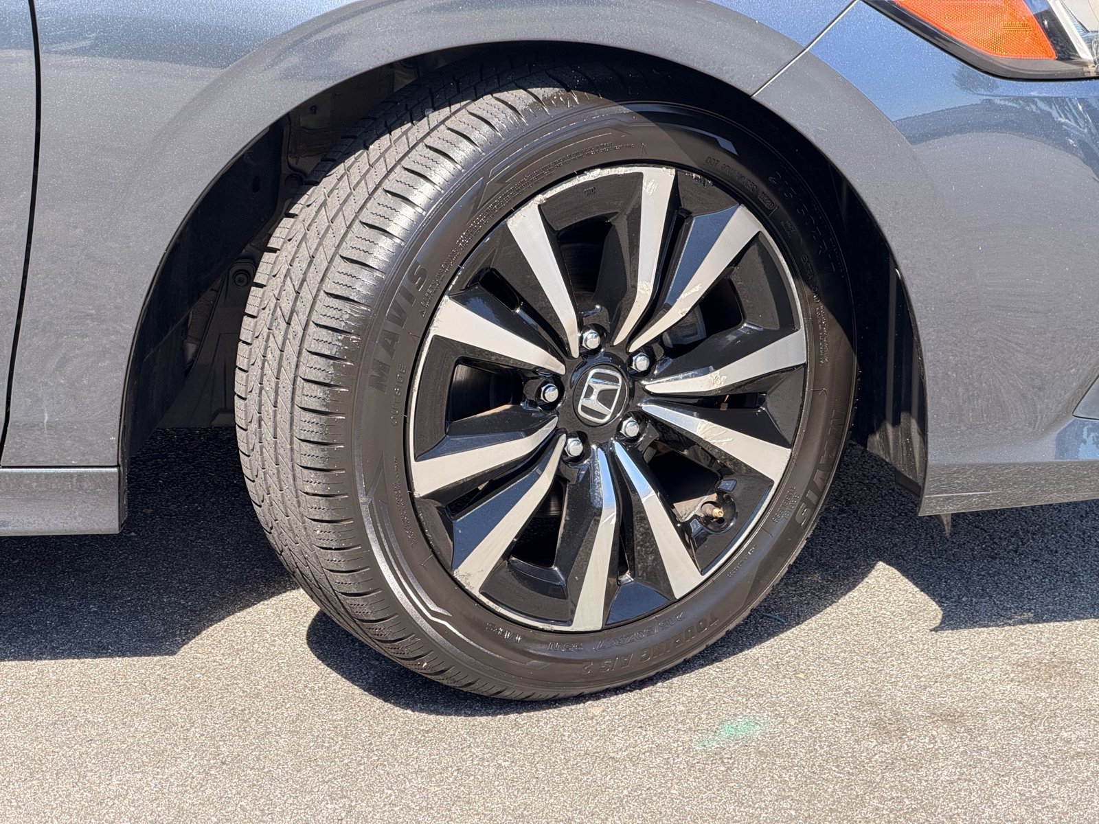 Used 2022 Honda Civic EX image 5