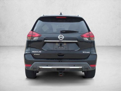 Used 2019 Nissan Rogue SV AWD/4WD image 6