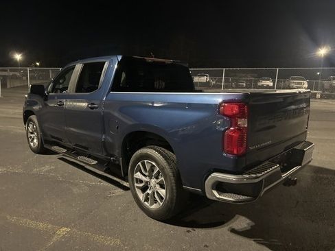 Used 2021 Chevrolet Silverado 1500 LT image 3