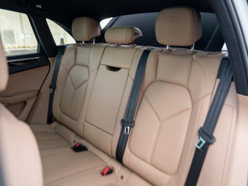 New 2026 Porsche Macan image 24