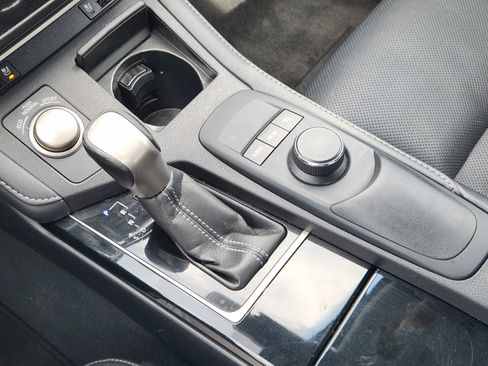 Used 2017 Lexus ES 350 Premium w/ Premium Package image 23