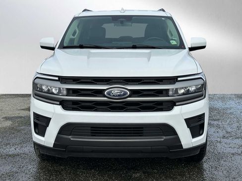 Used 2024 Ford Expedition XLT AWD/4WD image 8