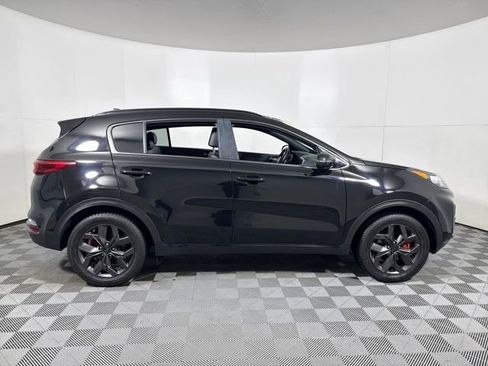 Used 2022 Kia Sportage Nightfall Edition image 8