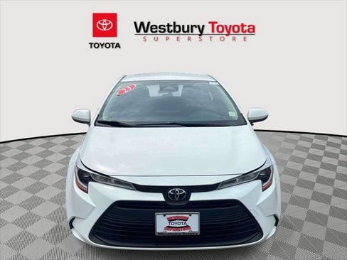 Certified 2023 Toyota Corolla LE FWD image 3