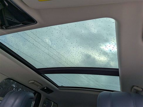 Used 2021 Land Rover Range Rover P525 Westminster Edition image 21