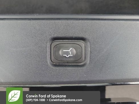 Certified 2025 Ford Expedition Active image 26