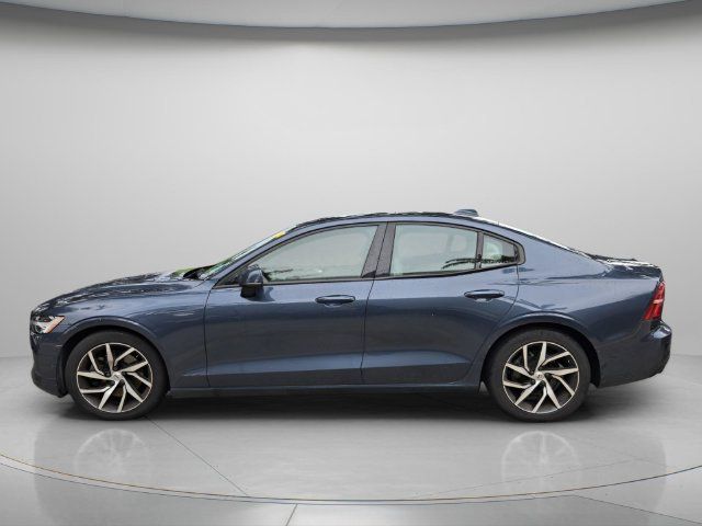 Used 2020 Volvo S60 T5 Momentum FWD image 7