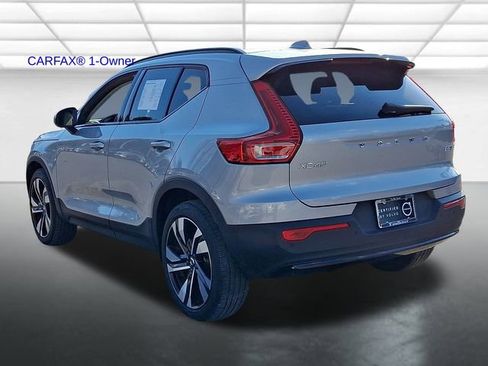 Certified 2023 Volvo XC40 B5 Plus w/ Driver Assist Package image 4