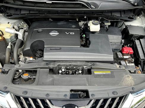 Used 2015 Nissan Murano Platinum w/ Platinum Technology Package AWD/4WD image 30