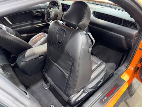 Used 2020 Ford Mustang Shelby GT500 w/ Technology Package image 60