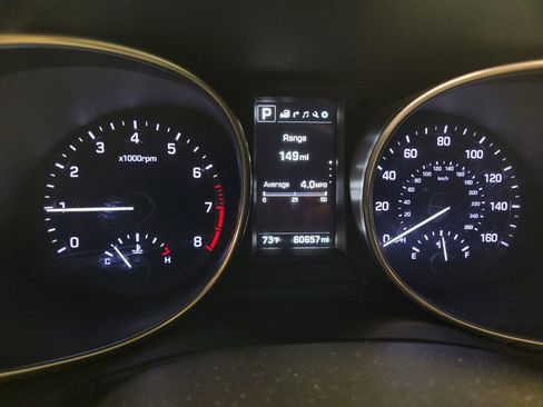 Used 2018 Hyundai Santa Fe AWD image 23