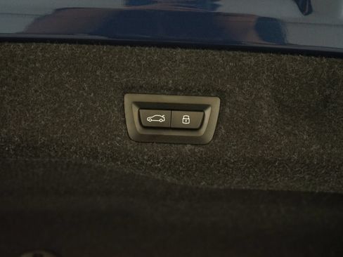 Used 2025 BMW i5 M60 AWD/4WD image 25