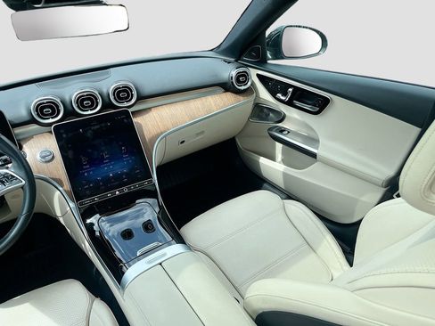Used 2022 Mercedes-Benz C 300 Sedan image 24