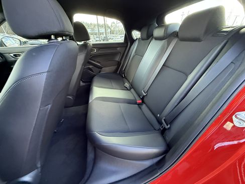 Used 2023 Honda Civic Sport image 29