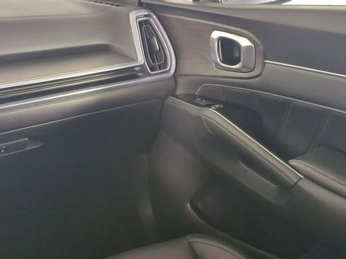 Used 2024 Kia Sorento SX image 20