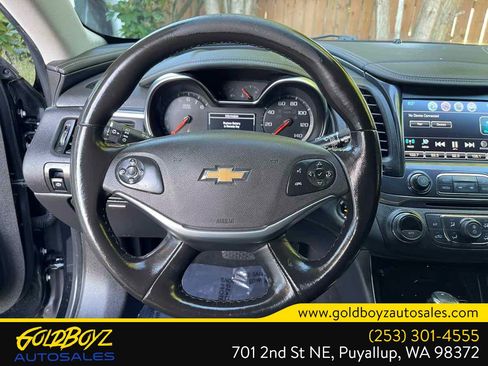 Used 2018 Chevrolet Impala Premier FWD image 21