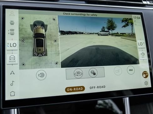 New 2026 Land Rover Range Rover Long Wheelbase SE AWD/4WD image 24