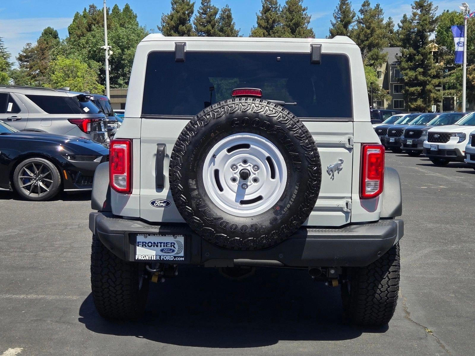 New 2026 Ford Bronco Heritage Edition AWD/4WD image 5