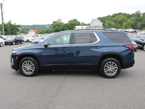 Used 2022 Chevrolet Traverse LT AWD/4WD image 5