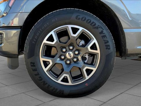 Used 2024 Ford F150 STX RWD image 11
