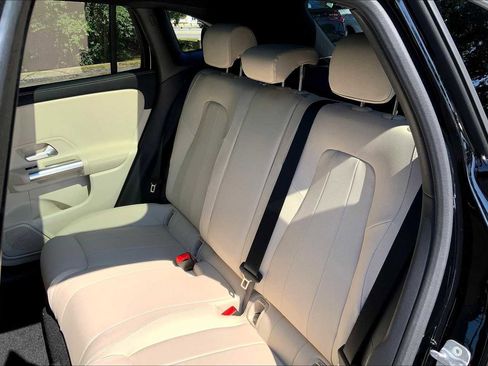 Certified 2026 Mercedes-Benz GLA 250 4MATIC image 13