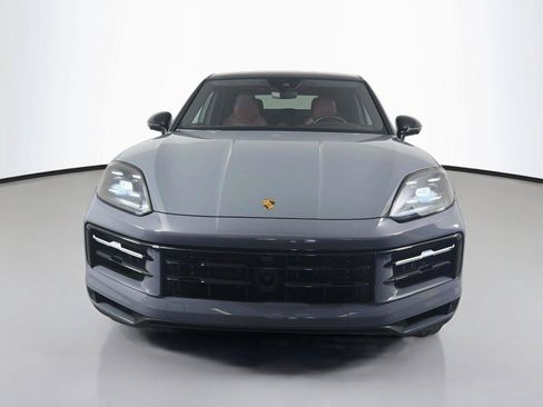 Certified 2024 Porsche Cayenne S AWD/4WD image 9