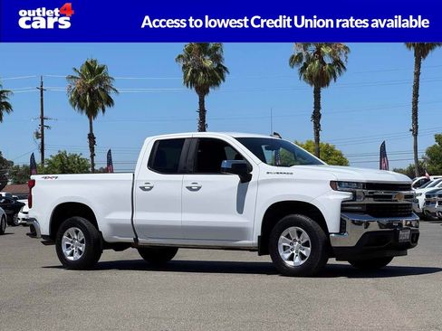 Used 2020 Chevrolet Silverado 1500 LT w/ Bed Protection Package AWD/4WD image 1
