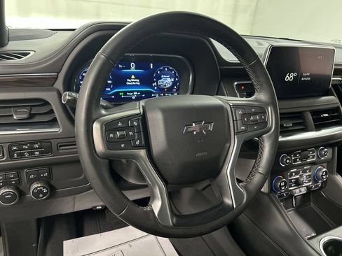 Certified 2023 Chevrolet Tahoe Z71 w/ Luxury Package AWD/4WD image 4