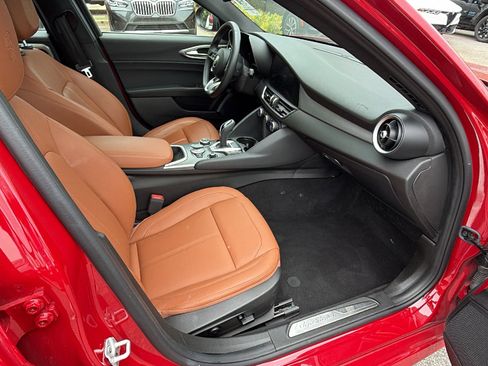 Used 2024 Alfa Romeo Giulia Ti RWD image 20