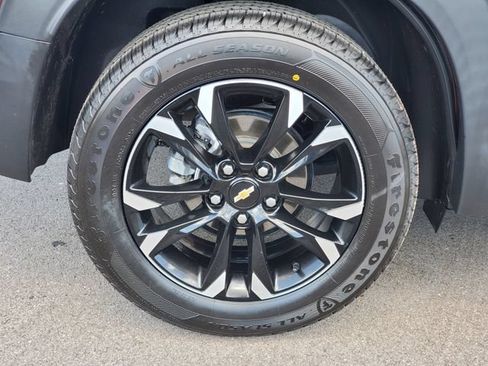 Used 2023 Chevrolet TrailBlazer LT w/ Convenience Package FWD image 5