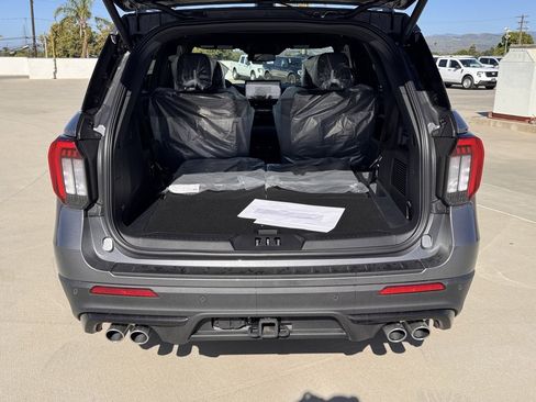 New 2026 Ford Explorer ST w/ Sun And Sound Package image 13