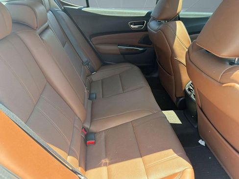 Used 2018 Acura TLX V6 w/ Technology Package FWD image 28