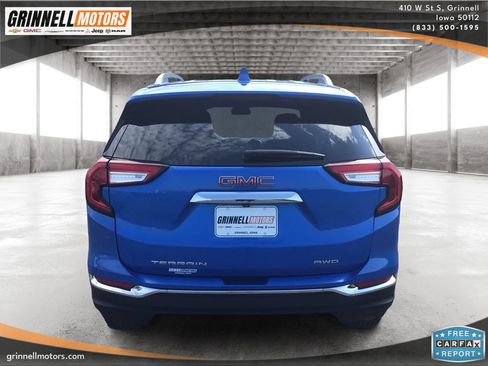Used 2024 GMC Terrain SLT AWD/4WD image 6