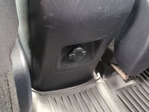 Used 2018 Toyota RAV4 LE w/ All Weather Liner Package AWD/4WD image 13
