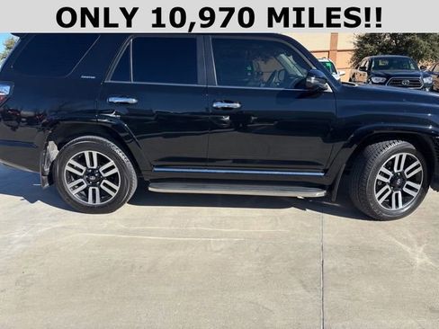 Used 2024 Toyota 4Runner Limited image 2