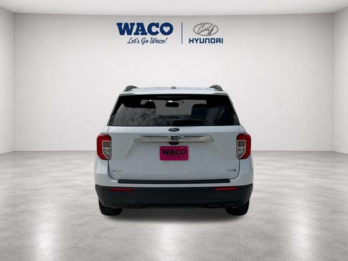 Used 2020 Ford Explorer XLT AWD/4WD image 7