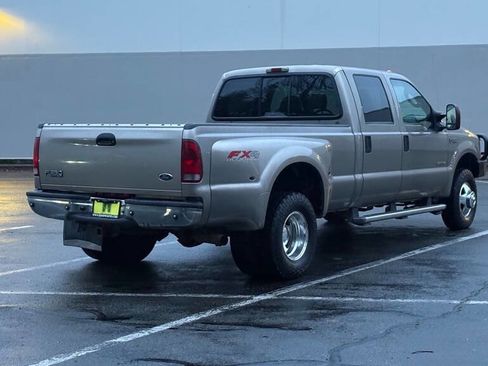 Used 2004 Ford F350 4x4 Crew Cab DRW Super Duty image 5